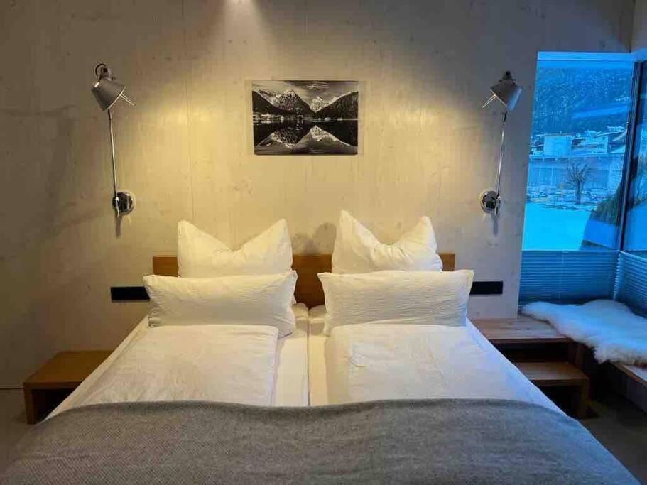 Urban Alpine Penthouse With Lake View Maurach  Luaran gambar